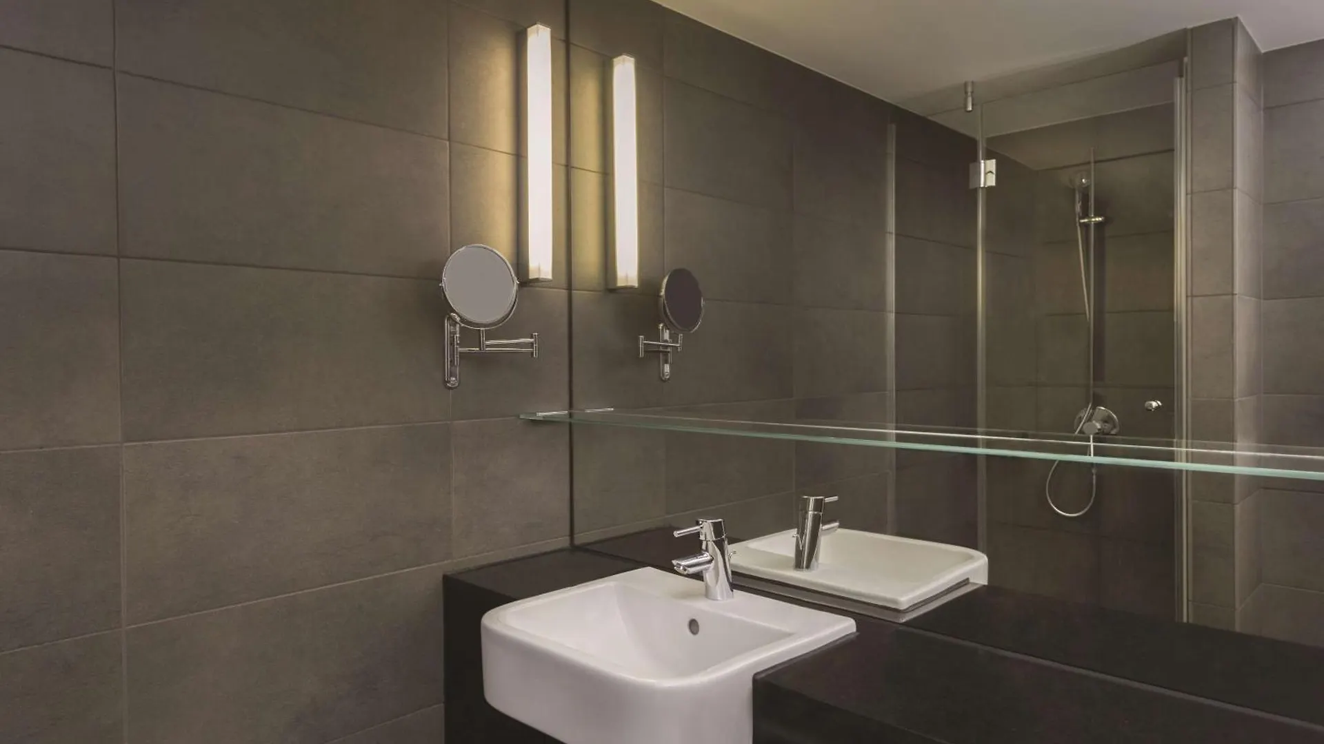 Adina Apartment Hotel Hamburg Michel