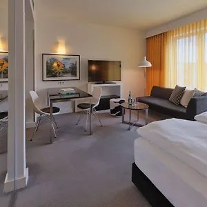 Lejlighedshotel Adina Hackescher Markt ****